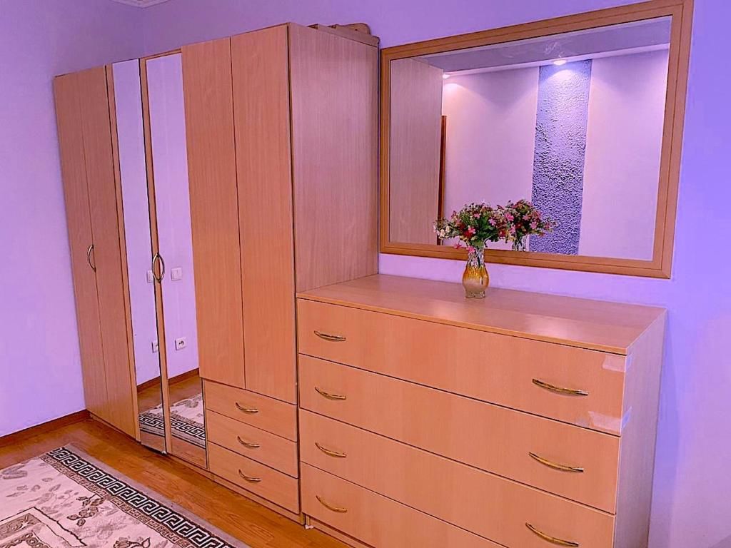 Апартаменты Cozy, quiet apartment, great and convenient location Алматы