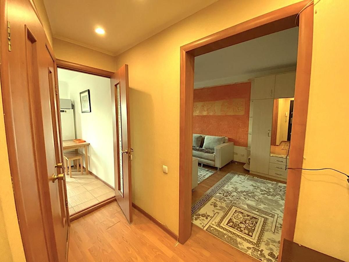 Апартаменты Cozy, quiet apartment, great and convenient location Алматы