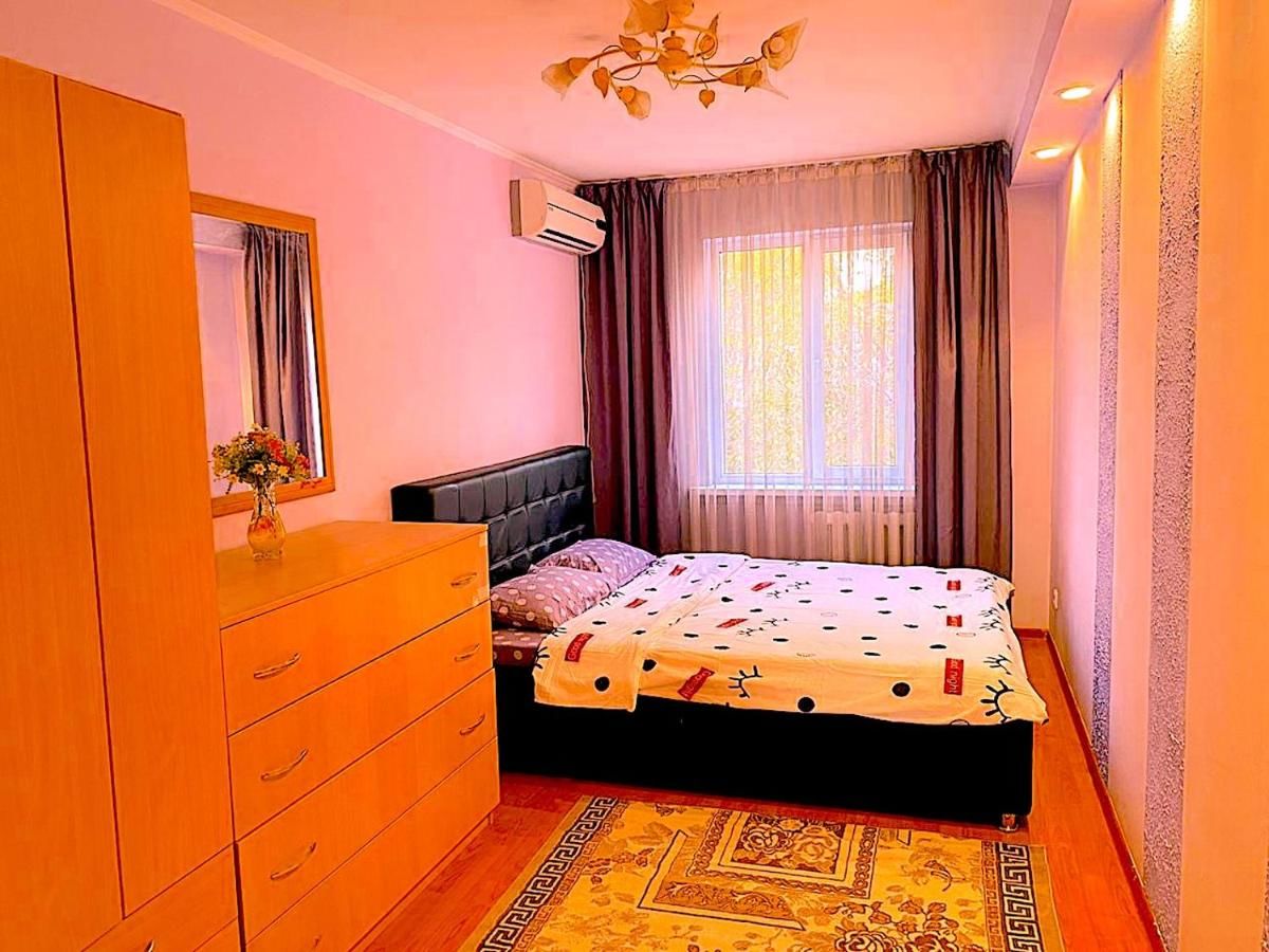 Апартаменты Cozy, quiet apartment, great and convenient location Алматы
