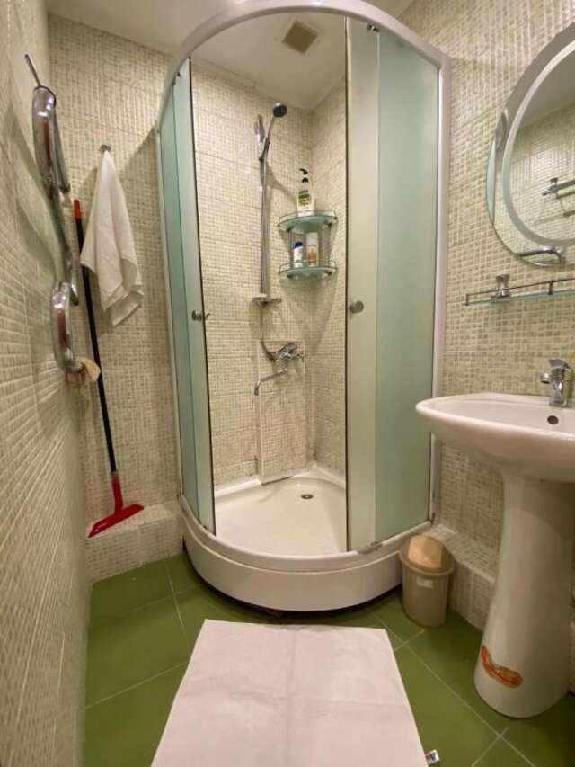 Апартаменты Cozy, quiet apartment, great and convenient location Алматы-27